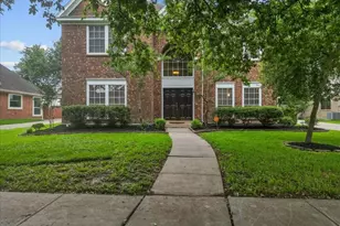 1907 Sandy Schoals Dr, League City, TX 77573 - Photo 3