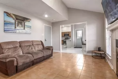4310 Field Meadow Drive, Katy, TX 77449 - Photo 5