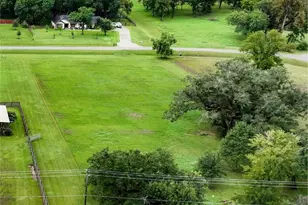 802 Comanche Trail Dr, Rosharon, TX 77583 - Photo 1