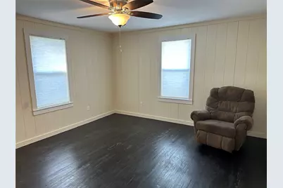 708 Lavaca Street, Yoakum, TX 77995 - Photo 7