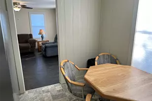 708 Lavaca St, Yoakum, TX 77995 - Photo 15