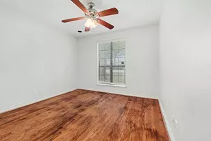 10482 Twin Circles Dr, Montgomery, TX 77356 - Photo 11