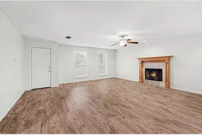 10482 Twin Circles Drive, Montgomery, TX 77356 - Photo 5