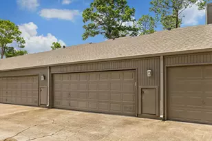 701 Bering Dr, Houston, TX 77057 - Photo 23