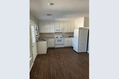 18222 Bonnie Alice Drive #A, Montgomery, TX 77316 - Photo 3