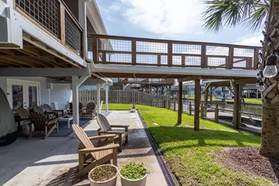 16627 Bermuda Way, Jamaica Beach, TX 77554 - Photo 23