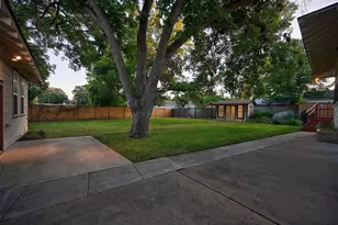 405 College Ave, Brenham, TX 77833 - Photo 39