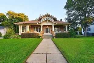 405 College Ave, Brenham, TX 77833 - Photo 1