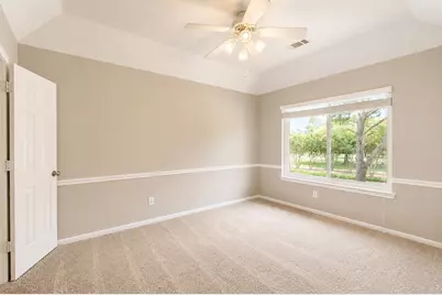 23027 Lodgepoint Drive, Katy, TX 77494 - Photo 9