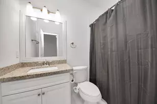 1628 W 24th St, Houston, TX 77008 - Photo 9