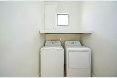 1825 W 24th Street, Houston, TX 77008 - Photo 23