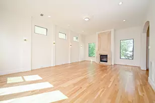 1825 W 24th St, Houston, TX 77008 - Photo 5