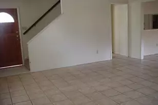 10823 Sugar Hill Dr, Houston, TX 77042 - Photo 5