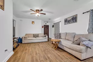 16511 Lazy Ridge Rd, Houston, TX 77053 - Photo 11