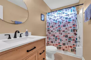 16511 Lazy Ridge Rd, Houston, TX 77053 - Photo 15