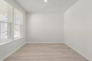 27307 Blue Pool Dr, Katy, TX 77493 - Photo 7