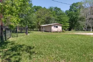 14633 Half Cir, Splendora, TX 77372 - Photo 3