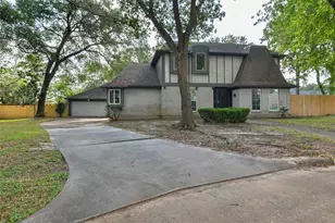 8206 Arrow Cove Ct, Humble, TX 77346 - Photo 3