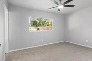 7207 Pinehook Ln, Houston, TX 77016 - Photo 13