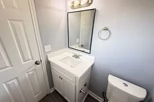 7207 Pinehook Ln, Houston, TX 77016 - Photo 11
