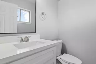 7207 Pinehook Ln, Houston, TX 77016 - Photo 15