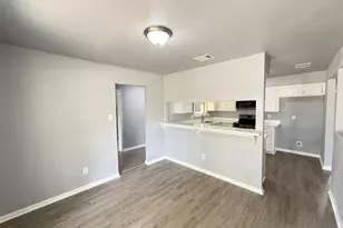7207 Pinehook Ln, Houston, TX 77016 - Photo 7
