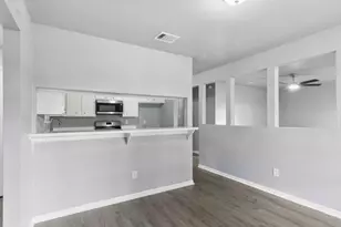 7207 Pinehook Ln, Houston, TX 77016 - Photo 5