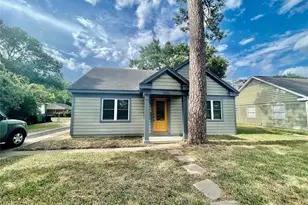 1006 W 43rd St, Houston, TX 77018 - Photo 1