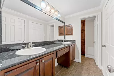2255 Braeswood Park Drive #219, Houston, TX 77030 - Photo 11