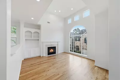 11110 Sherwood Forest Glen Drive, Houston, TX 77043 - Photo 7