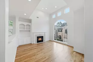 11110 Sherwood Forest Glen Dr, Houston, TX 77043 - Photo 7