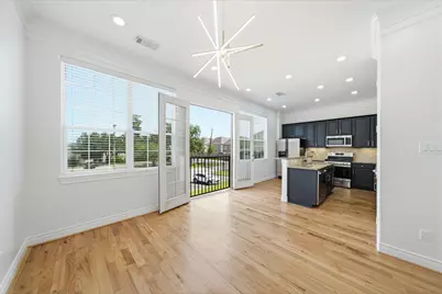 11110 Sherwood Forest Glen Drive, Houston, TX 77043 - Photo 11