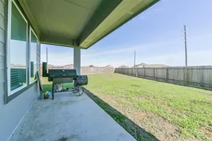 503 Rain Cloud Dr, Baytown, TX 77523 - Photo 5