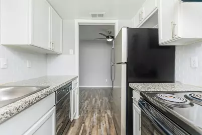 1212 Hampshire Ln #221-1, Richardson, TX 75080 - Photo 15