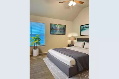 12106 Champions Forest Drive, Mont Belvieu, TX 77535 - Photo 15