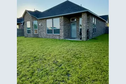 12106 Champions Forest Drive, Mont Belvieu, TX 77535 - Photo 19