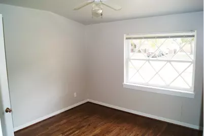 5514 Arboles Drive, Houston, TX 77035 - Photo 17