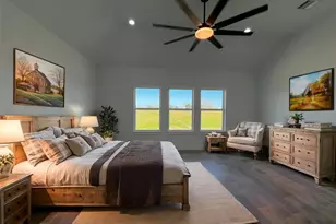 471 Buffalo Creek Bend, Angleton, TX 77515 - Photo 25