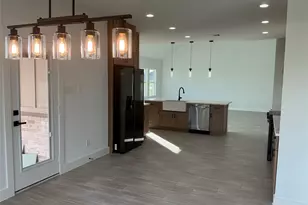 471 Buffalo Trail Trail, Angleton, TX 77515 - Photo 15