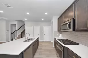 196 Chestnut Meadow Dr, Conroe, TX 77384 - Photo 31