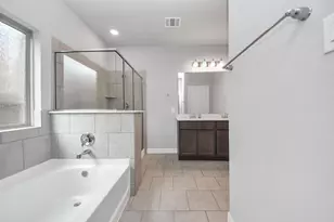 196 Chestnut Meadow Dr, Conroe, TX 77384 - Photo 13