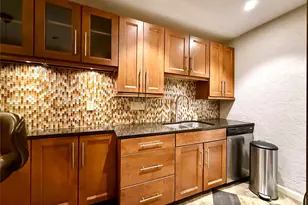 606 Marshall St, Houston, TX 77006 - Photo 3