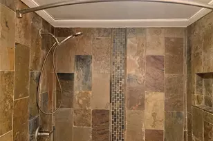 606 Marshall St, Houston, TX 77006 - Photo 13