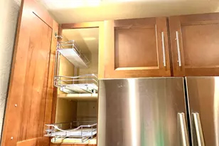 606 Marshall St, Houston, TX 77006 - Photo 5