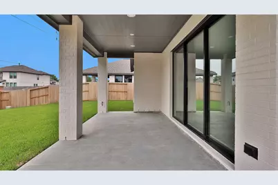 2023 Playa Valencia, Conroe, TX 77459 - Photo 13