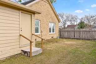 2500 Avenue E, Bay City, TX 77414 - Photo 35