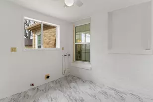 2500 Avenue E, Bay City, TX 77414 - Photo 21