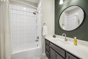 1502 Whispering Pines Dr, Houston, TX 77055 - Photo 37