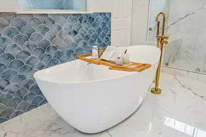 1502 Whispering Pines Drive, Houston, TX 77055 - Photo 29