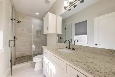 2422 Hadley Street, Houston, TX 77003 - Photo 9